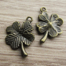 Bedeltje brons klavertje vier