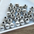 Rond kraaltje 5 mm metaal