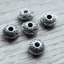 Metalen rondellen bewerkt