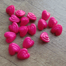 Kraal hartje roze kunststof