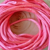 satijnkoord roze speenkoord maken