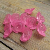 Mat roosje kunststof kraal pink