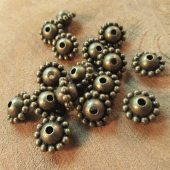 Kraal saturnus bronskleurig