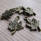 Bedeltje blaadje steampunk vintage look