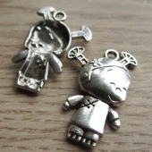 Bedeltje meisje met kimono