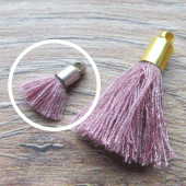 Klein kwastje met eindkapje lichtpaars