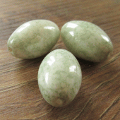 Gemêleerde glaskraal ovaal groen