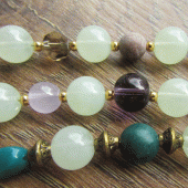 Rijgsuggestie groene glaskraal