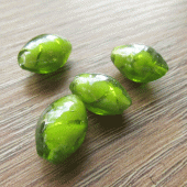 lampwork-glaskraal-groen-zilverfolie