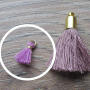 Bedeltje klein kwastje paars